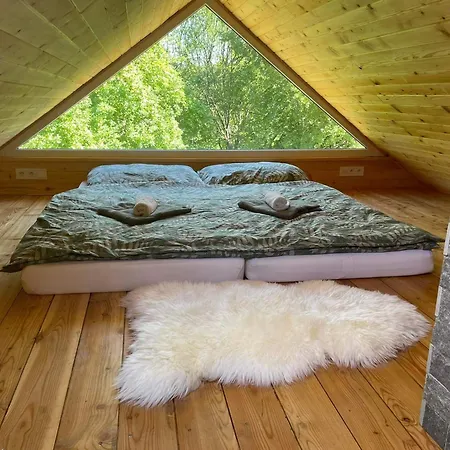 Carovna Nyaraló Vihnye